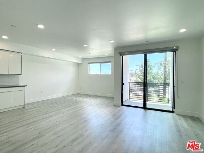 Foto del edificio - 14612 Calvert St