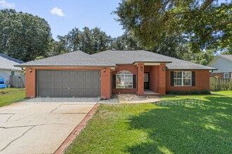 Building Photo - 7968 Lola Cir