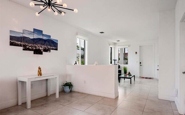 Foto del edificio - 7205 NW 103rd Path
