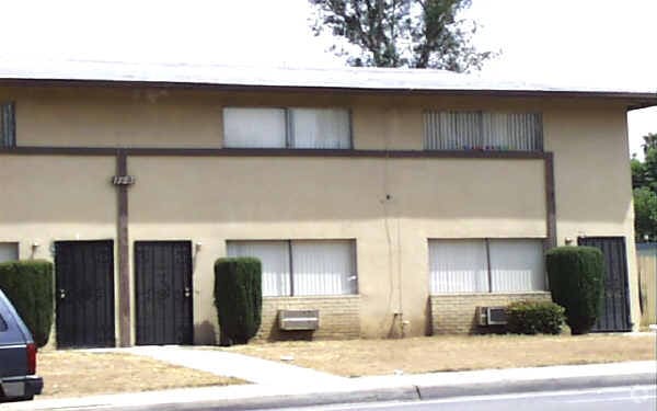 Primary Photo - 1123 W Citrus Ave