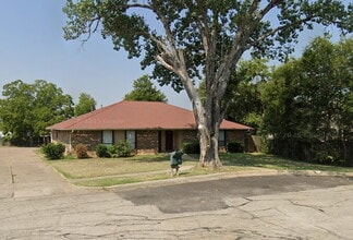 Building Photo - 309 Christie Ct