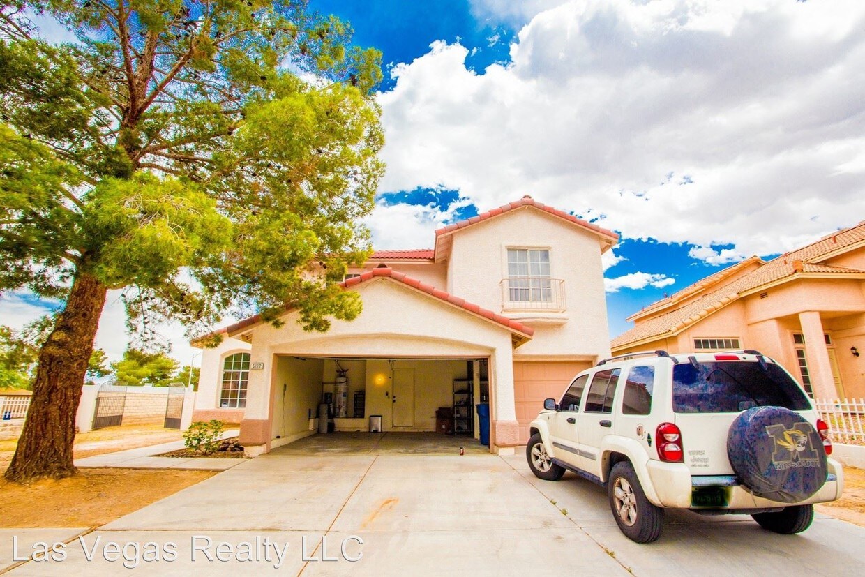 4 br, 3 bath House 5112 Torrey Pines Dr House Rental in Las Vegas
