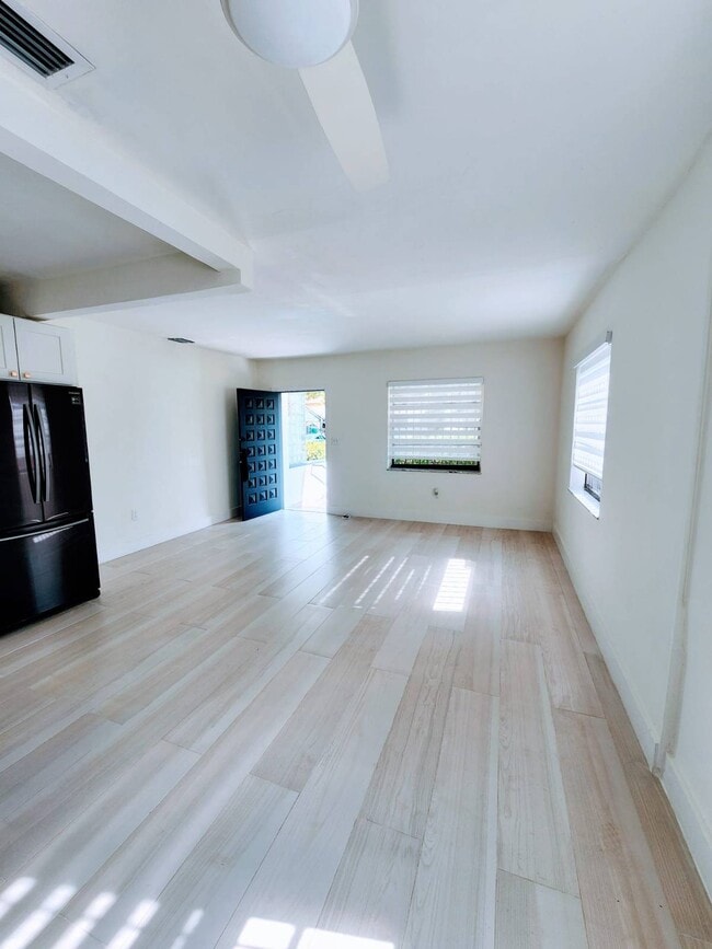 Foto del edificio - 3219 SW 25th Ter