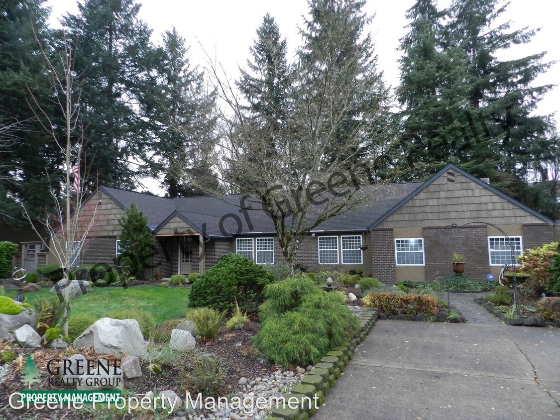 Primary Photo - 1146 Mountain Aire Dr SE