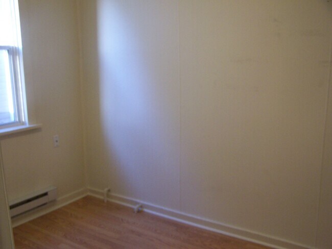 Foto del edificio - 35 Spring Rd