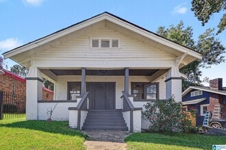 Building Photo - 3409 17th Ave N