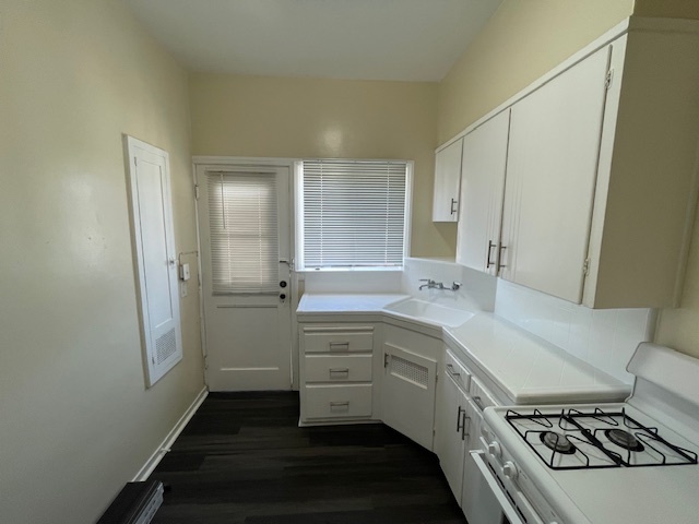 Foto principal - 803 W Glenoaks Blvd