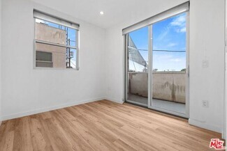 Building Photo - 6066 Pickford Pl