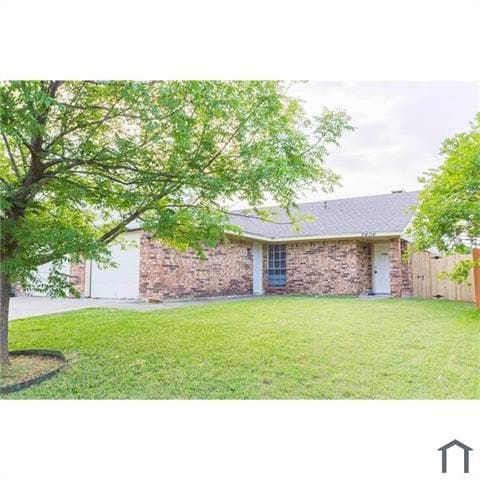 Foto del edificio - 5406 Brookhollow Dr