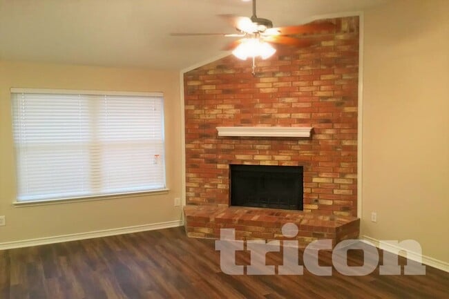 Building Photo - 1558 Aberdeen Dr