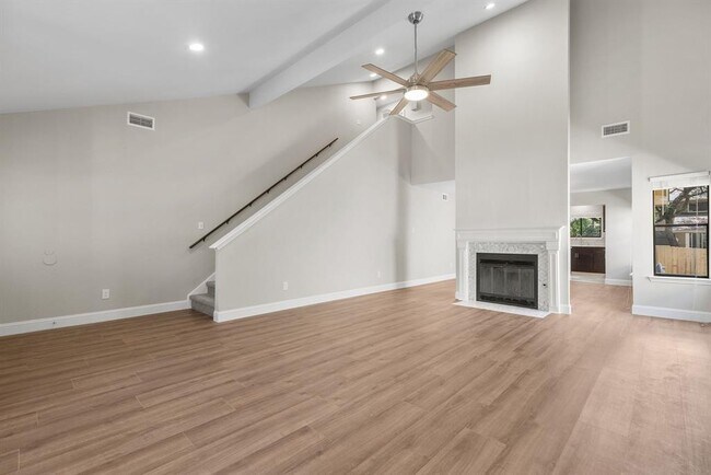 Building Photo - 13131 New Boston Bend