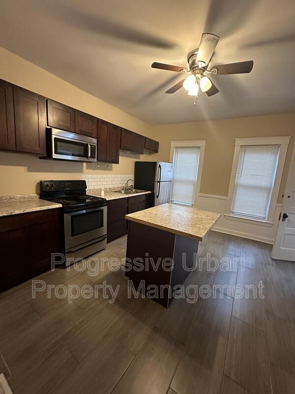 Foto del edificio - 4305 Bridge Ave