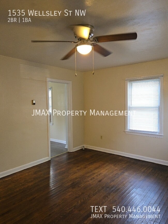 Building Photo - 1535 Wellsley St NW