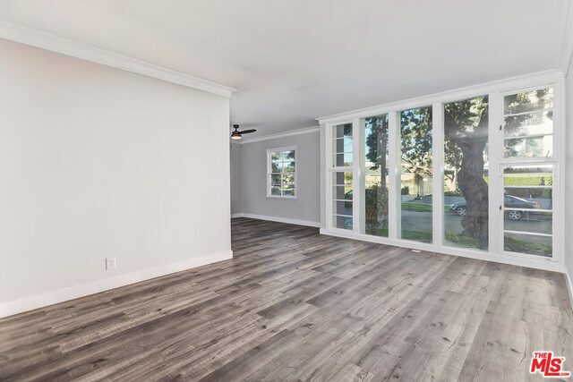 Foto del edificio - 5014 Clinton St