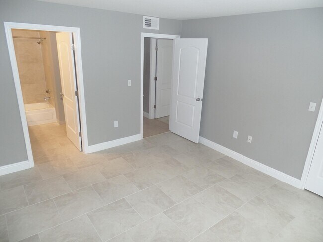 Foto del edificio - 2341 NW 33rd St