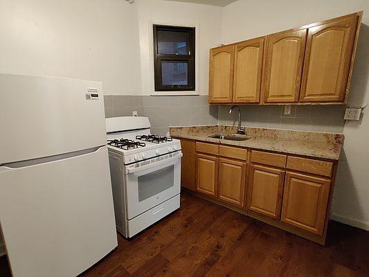 Foto principal - 1 bedroom in BRONX NY 10458