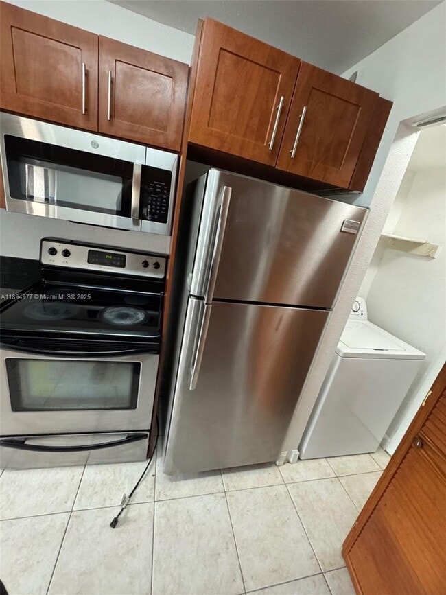 Foto del edificio - 3947 NW 87th Ave