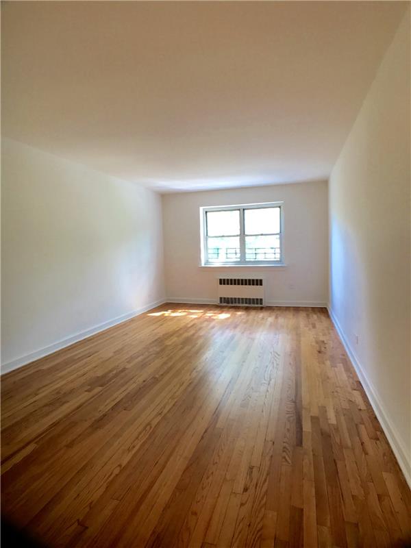 Foto del edificio - 8208 135th St