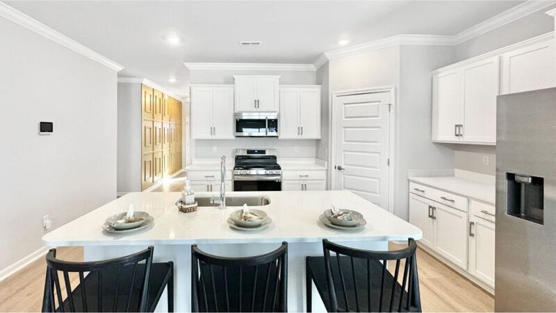 Building Photo - 319 Allene Wy