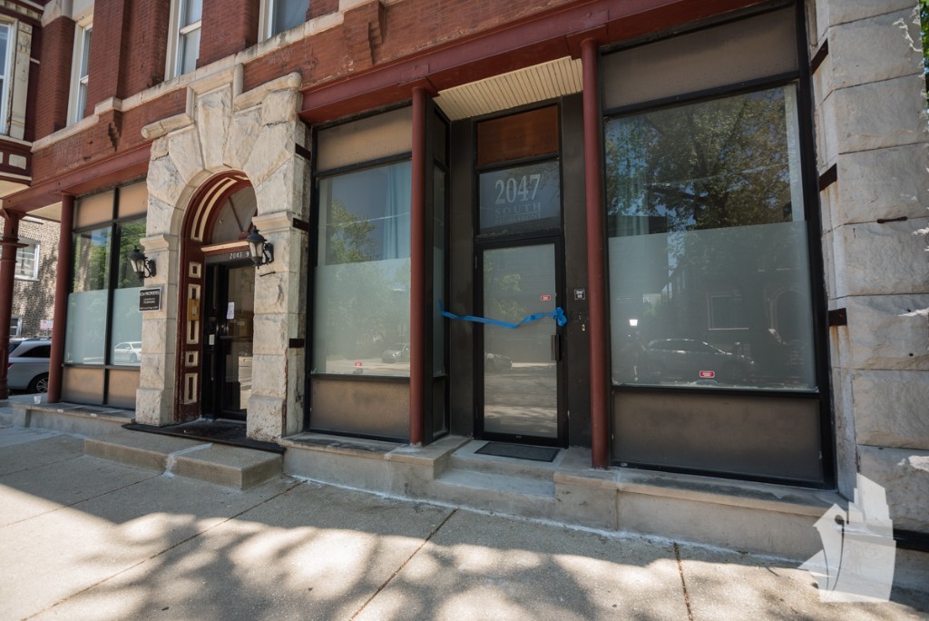 Foto principal - 2049 N Hoyne Ave