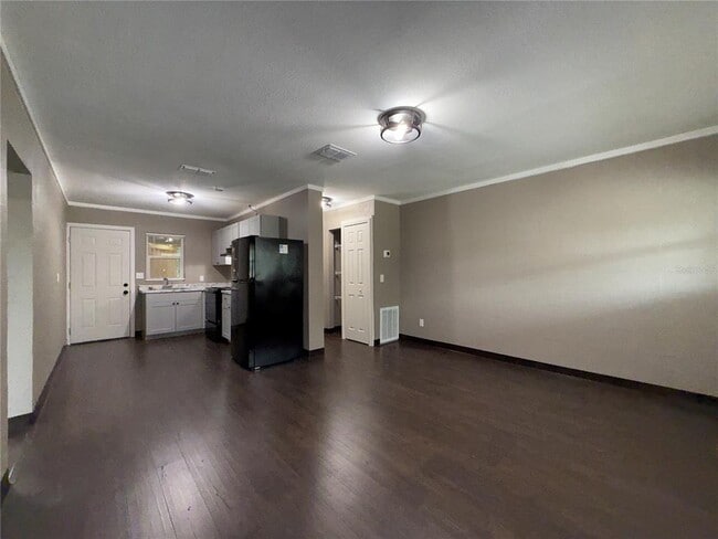 Building Photo - 1044 Merritt St