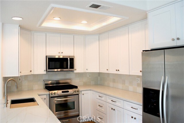 Foto del edificio - 11 Whippoorwill Ln