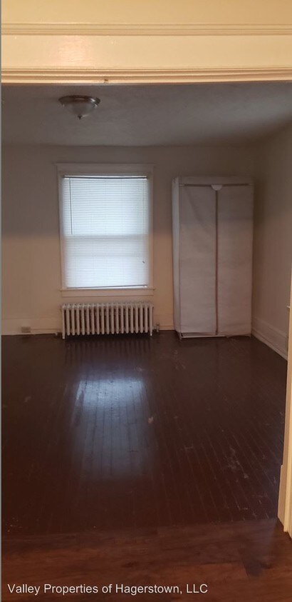 Primary Photo - 700 Virginia Ave