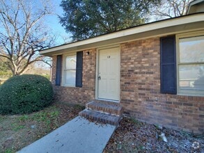 Building Photo - 100 Lanier Dr