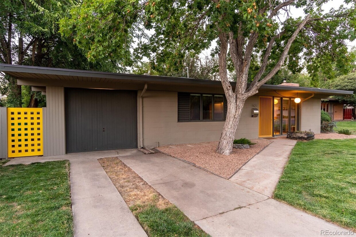 1421 E Dartmouth Ave, Englewood, CO 80113 House Rental in Englewood, CO