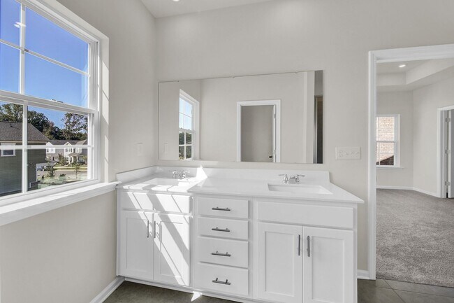 Foto del edificio - Beautiful End Unit Townhome In Mint Hill