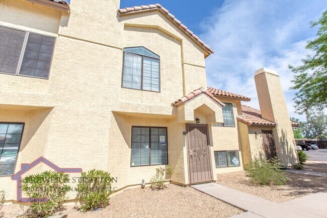 Building Photo - 455 S Mesa Dr