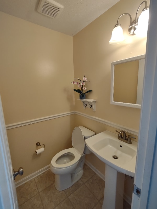 Foto del edificio - 2394 Breckenridge Ct