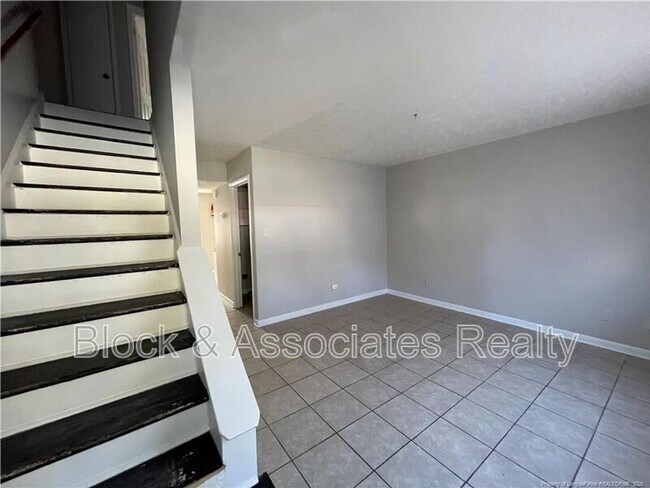 Building Photo - 4959 Galveston Dr
