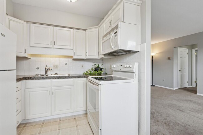 Foto del edificio - Charming 1B/1B Unit in Downingtown Commons...