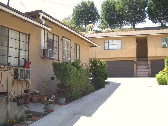 Driveway - 2713 S Fremont Ave