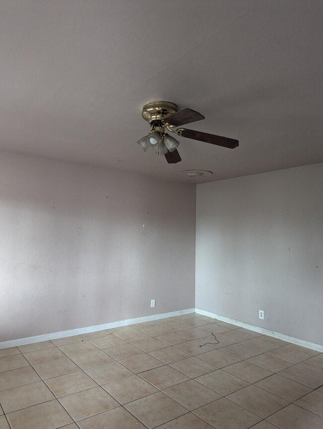 Building Photo - 918 N Branciforte Ave