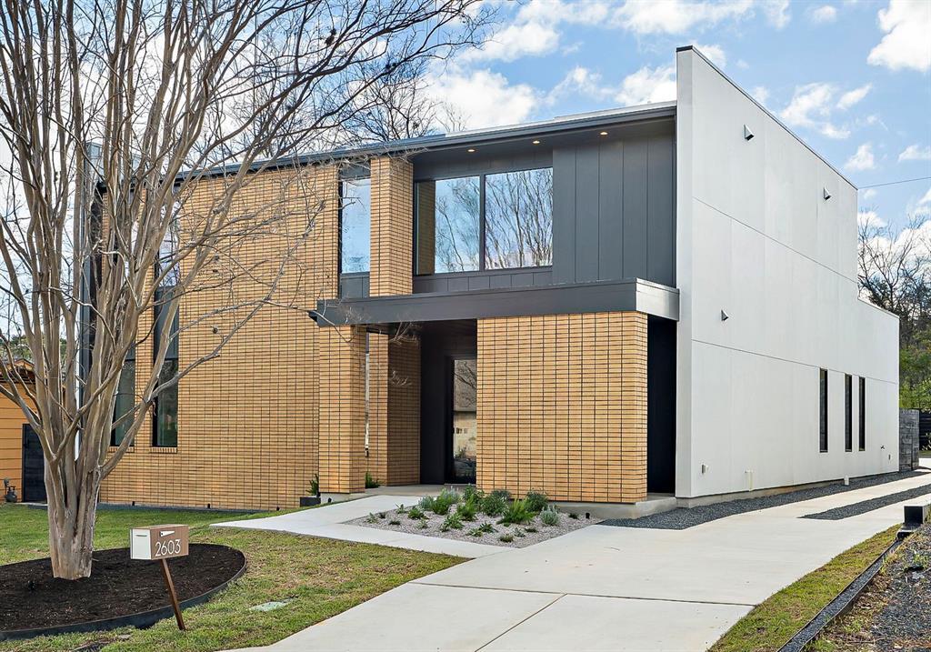 Foto principal - 2603 Little John Ln