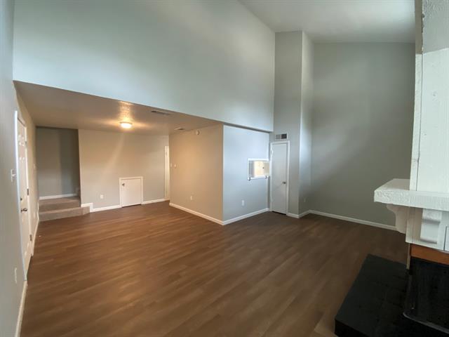 Foto del edificio - 9696 Walnut St