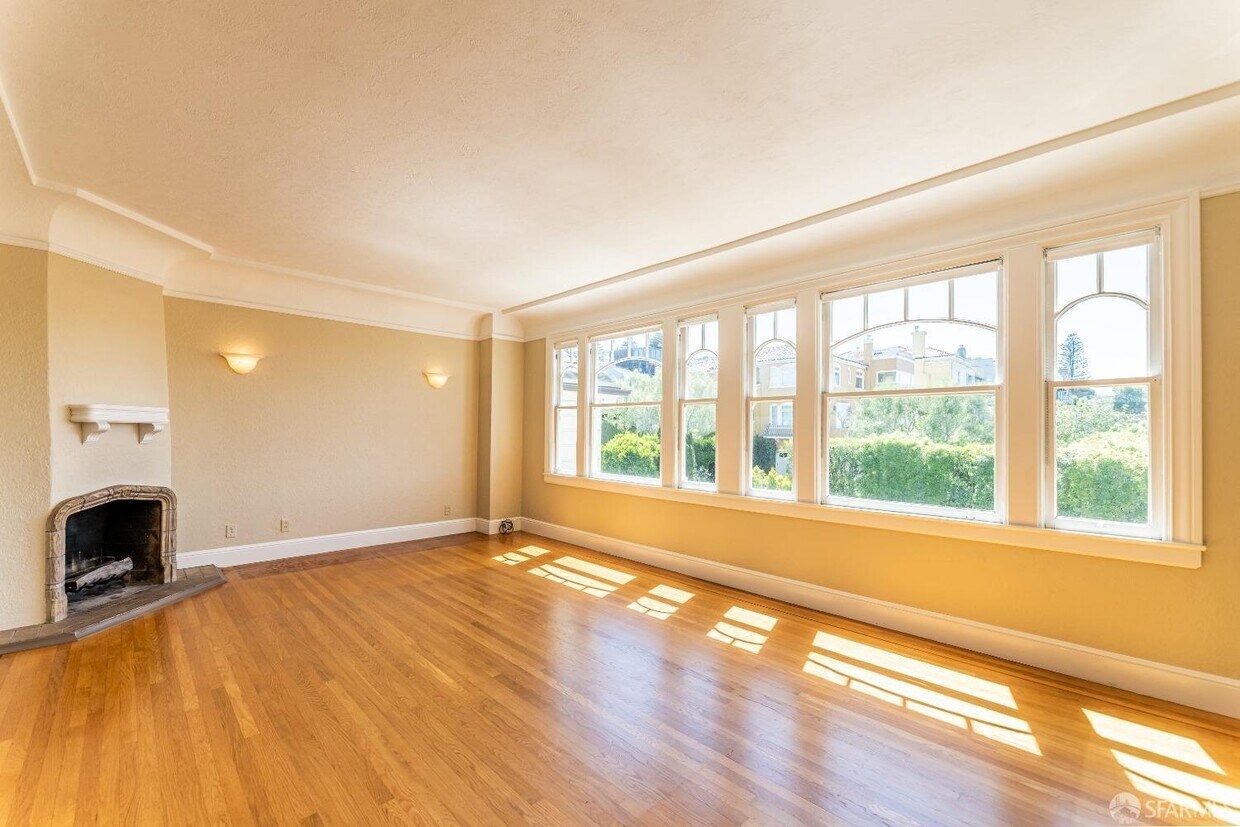 Foto principal - 3032 Pierce St