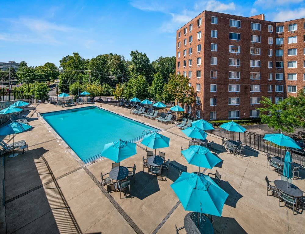 100 York Apartments in Jenkintown, PA