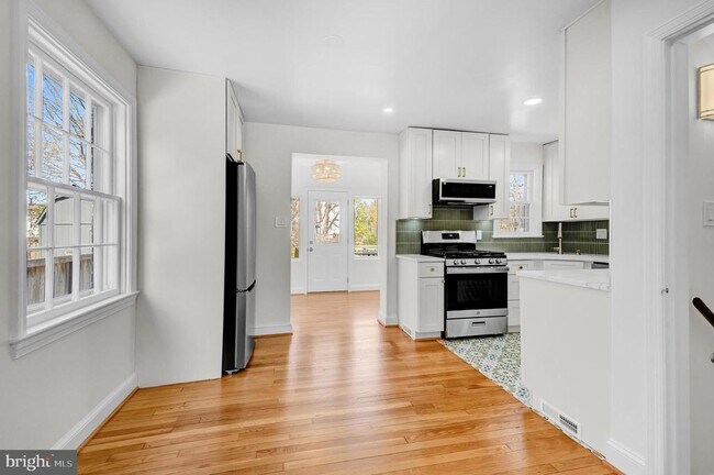 Foto del edificio - 5713 5th St S