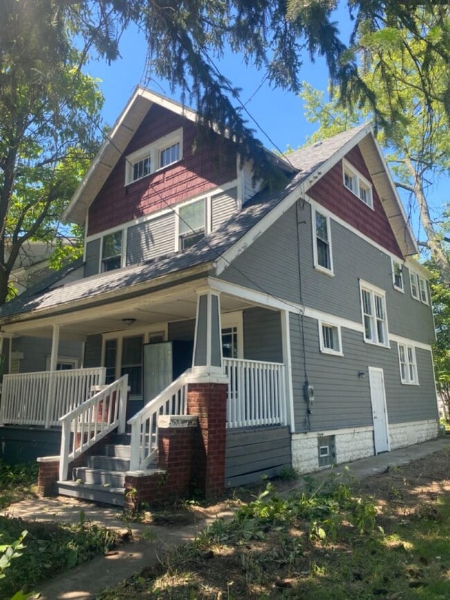 Building Photo - 937 Lawton St