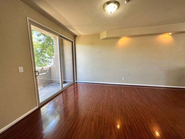 Building Photo - Gated Hayward Townhome with 2-Car Garage & Private Patio