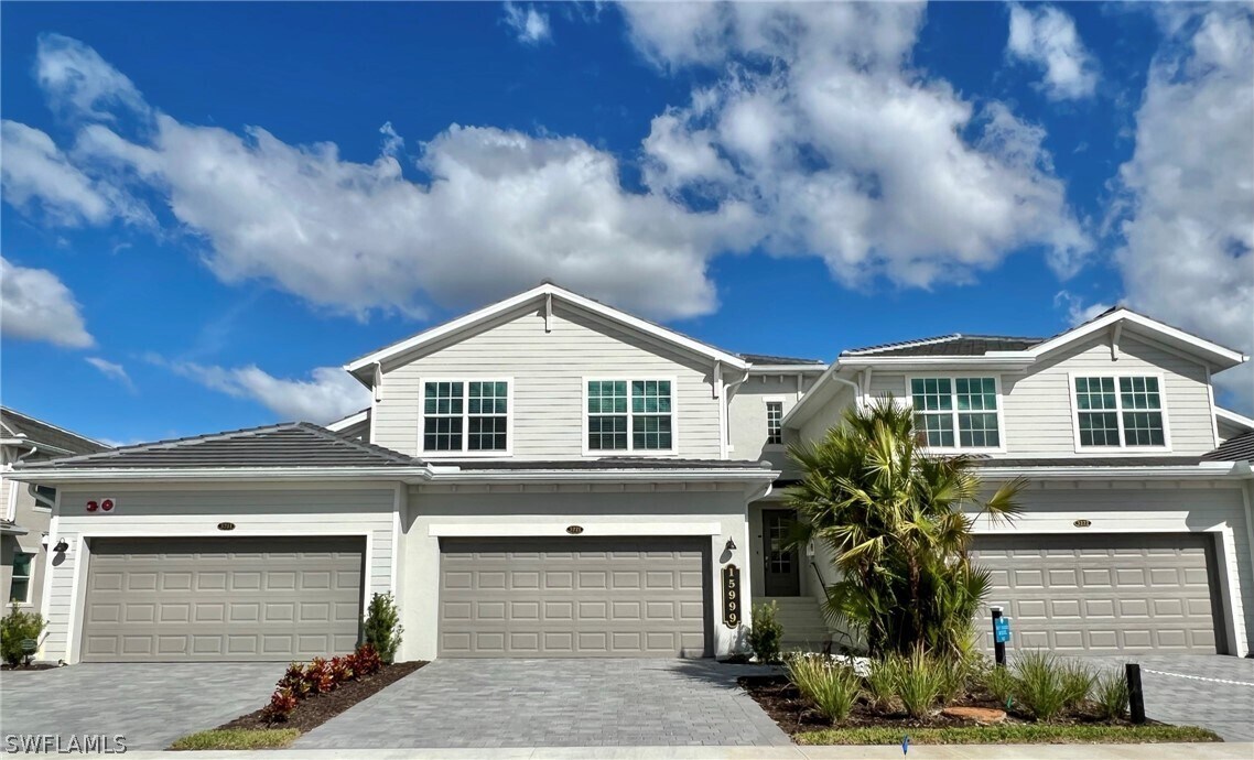 Primary Photo - 15999 Grassland Ln
