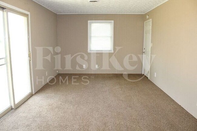 Building Photo - 4455 Stuart Drive