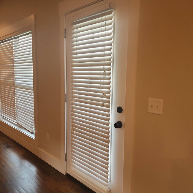Foto del edificio - 1137 Cross Pointe Dr