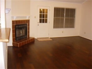 Building Photo - 12706 Nantucket Dr