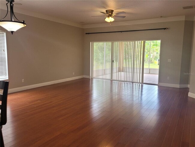 Foto del edificio - 20722 Great Laurel Ave