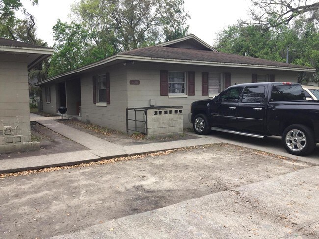 Building Photo - 436 Broward St