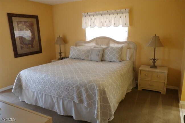 Foto del edificio - 12150 Kelly Sands Way